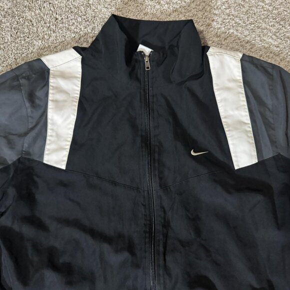 Nike Jacket Mens XL Black Colorblock Full Zip Running Windbreaker 381905-010 - Picture 4 of 10